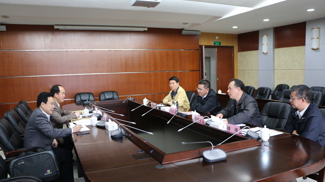 座谈会现场_副本.jpg